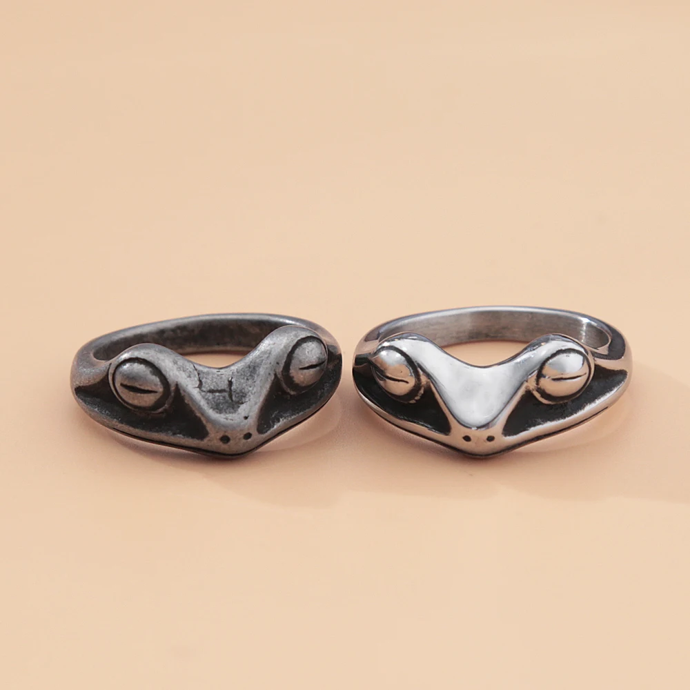 

Punk Hip Hop Stainless Steel Frog Ring Men Women Korean Version Simple Couple Ring Frog Fashion Jewelry Gift Free Shipping