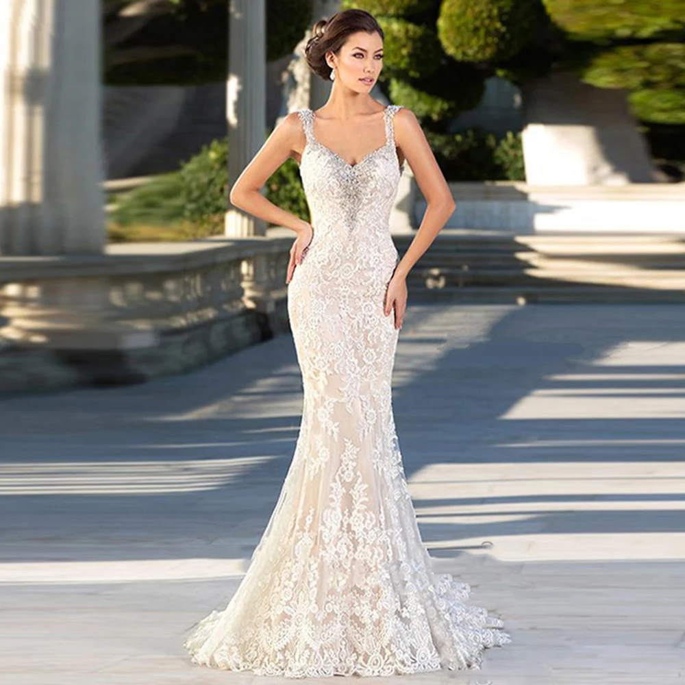 

2022 Champagne Mermaid Wedding Dresses Lace Appliqued Beading Beach Bridal Gowns Sleeveless Dresses with Sweep Train