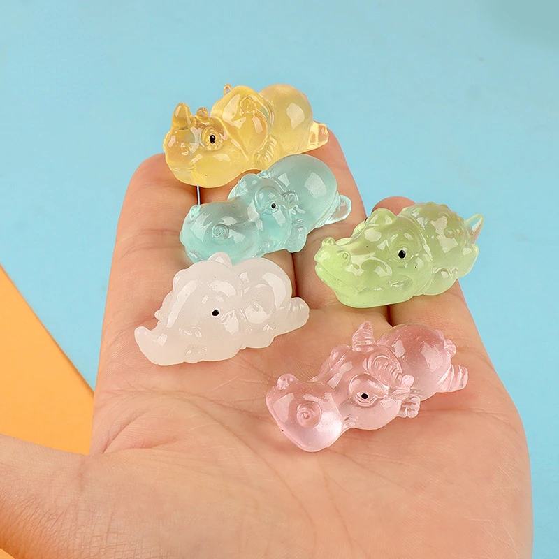 10 шт. кавайные полимерные светящиеся фигурки животных для украшения, настольные аксессуары, мини-фигурки, миниатюрные предметы, Декоративная скульптура