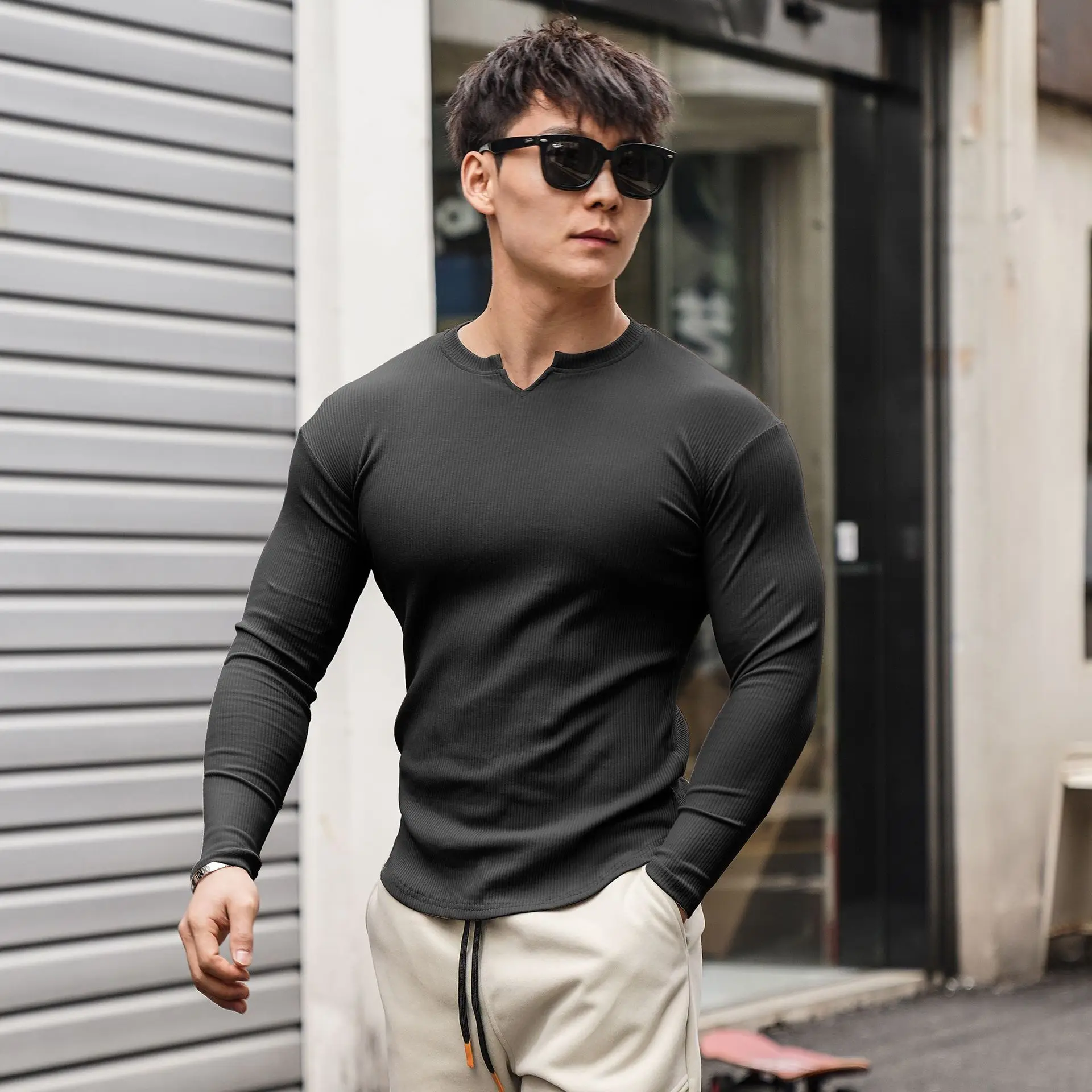 

Men Bodybuilding Long Sleeves Solid Shirt Casual Slim V-neck T-shirt Gyms Fitness Tees Tops Spring Fashion Stripes Male Clothing