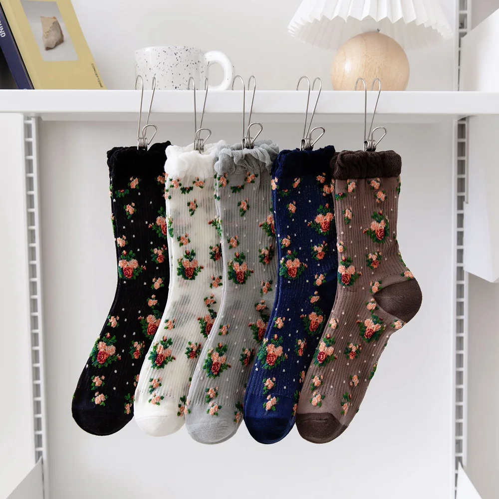 

2022 Spring And Summer New Retro kawaii Mid-tube Broken Flower Socks Women Korean Cute Fashion Cotton Socks