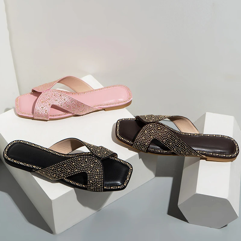 Hollow Design Rhinestones Decoration Women's Flat Sandals Square Head  Feet Flip-flops Beach Slippers 2023 Sandals Woman Shoes