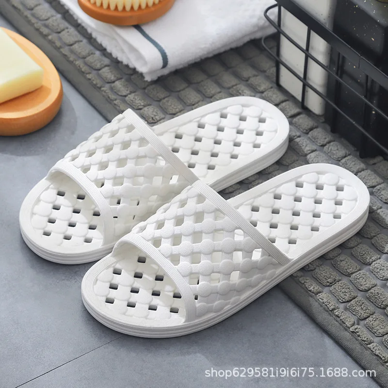 Рисунок 6 - Тапки для ванной для женщин