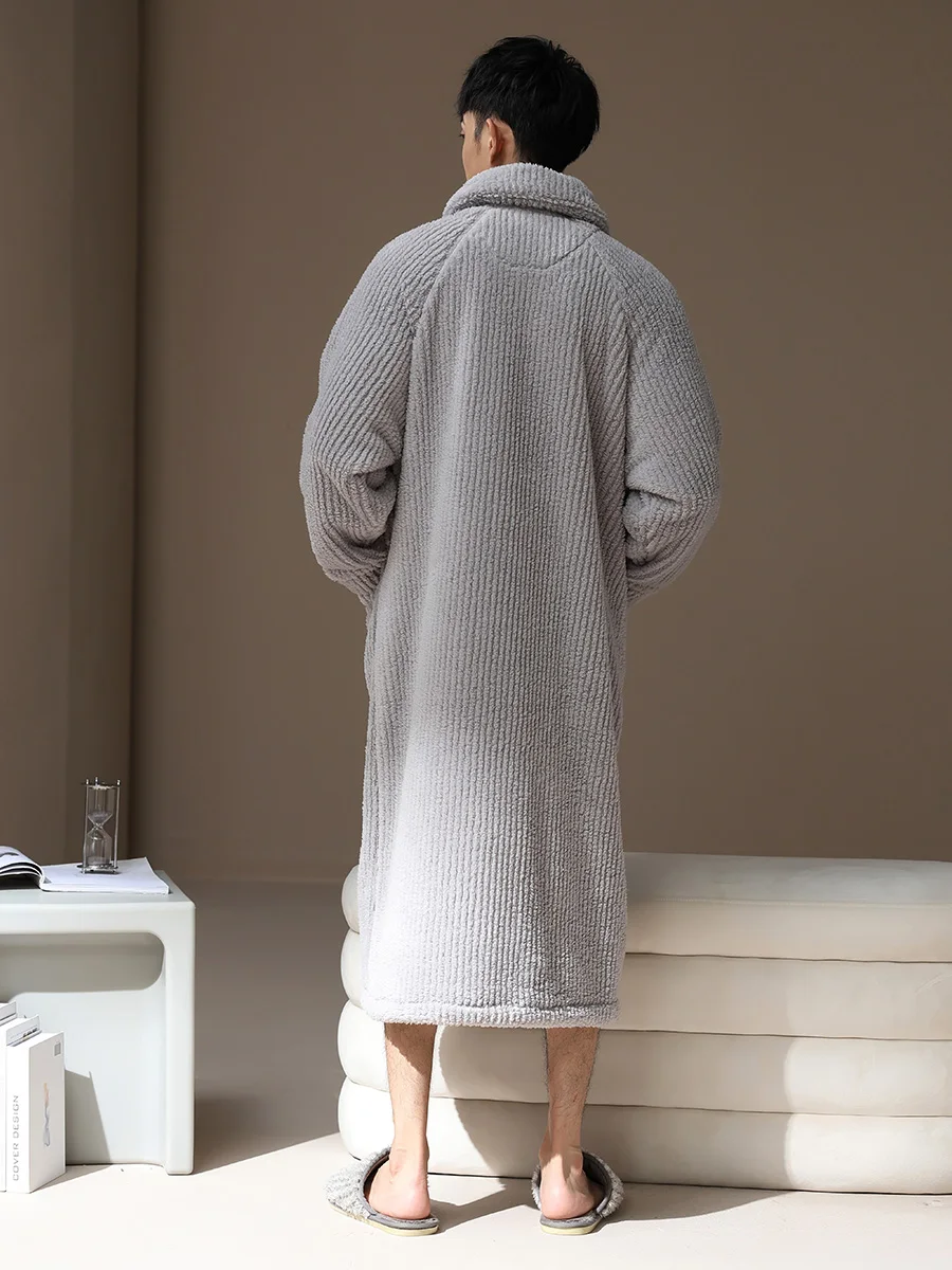 [Утолщенная флисовая подкладка] ночная рубашка мужская осенне-зимняя теплая