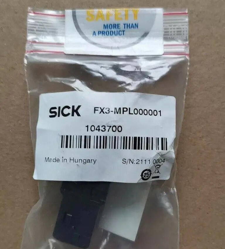 

1PC New SICK FX3-MPL000001 1043700 Safety Controller Main Module