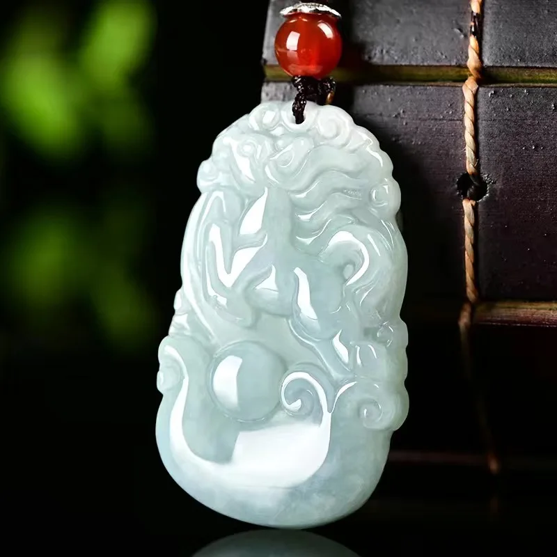 

MaiChuang/Jade Zodiac Horse Sheep Monkey Chicken Dog Pig Emerald Necklace Pendant MenWomen Couples Gift Fine Jewelry Accessories