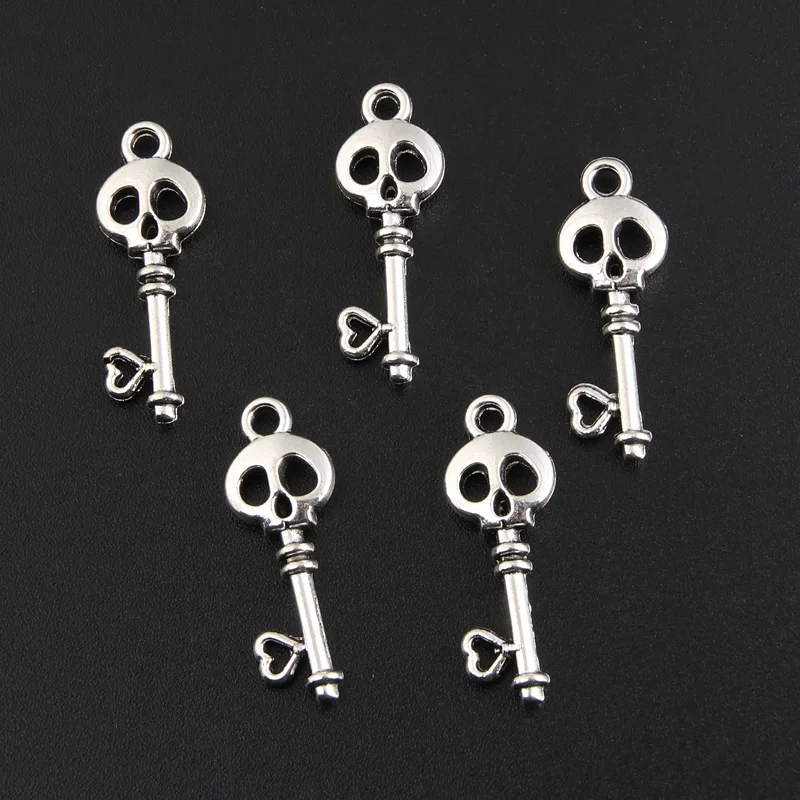 

40pcs Silver Color 26x9mm Skull Head Heart Key Charms Skeleton Tool Pendant For DIY Handmade Metal Jewelry Making Accessorie