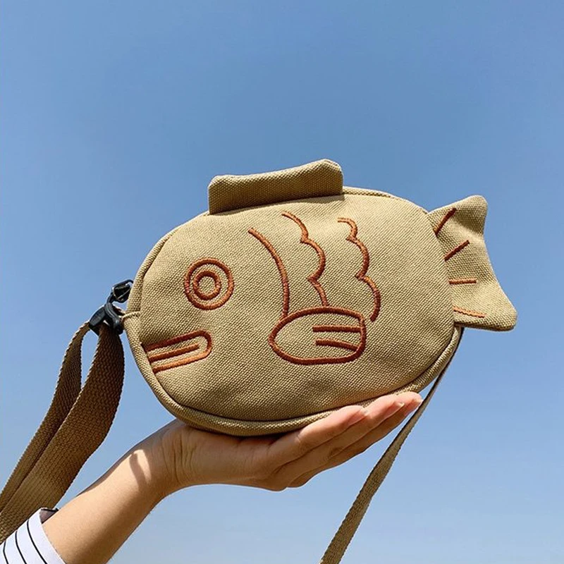 

Portable Zippered Small Messenger Bag Embroidery Fish Shape Torebka Listonoszka Purses and Handbags Mini Canvas Crossbody Bag