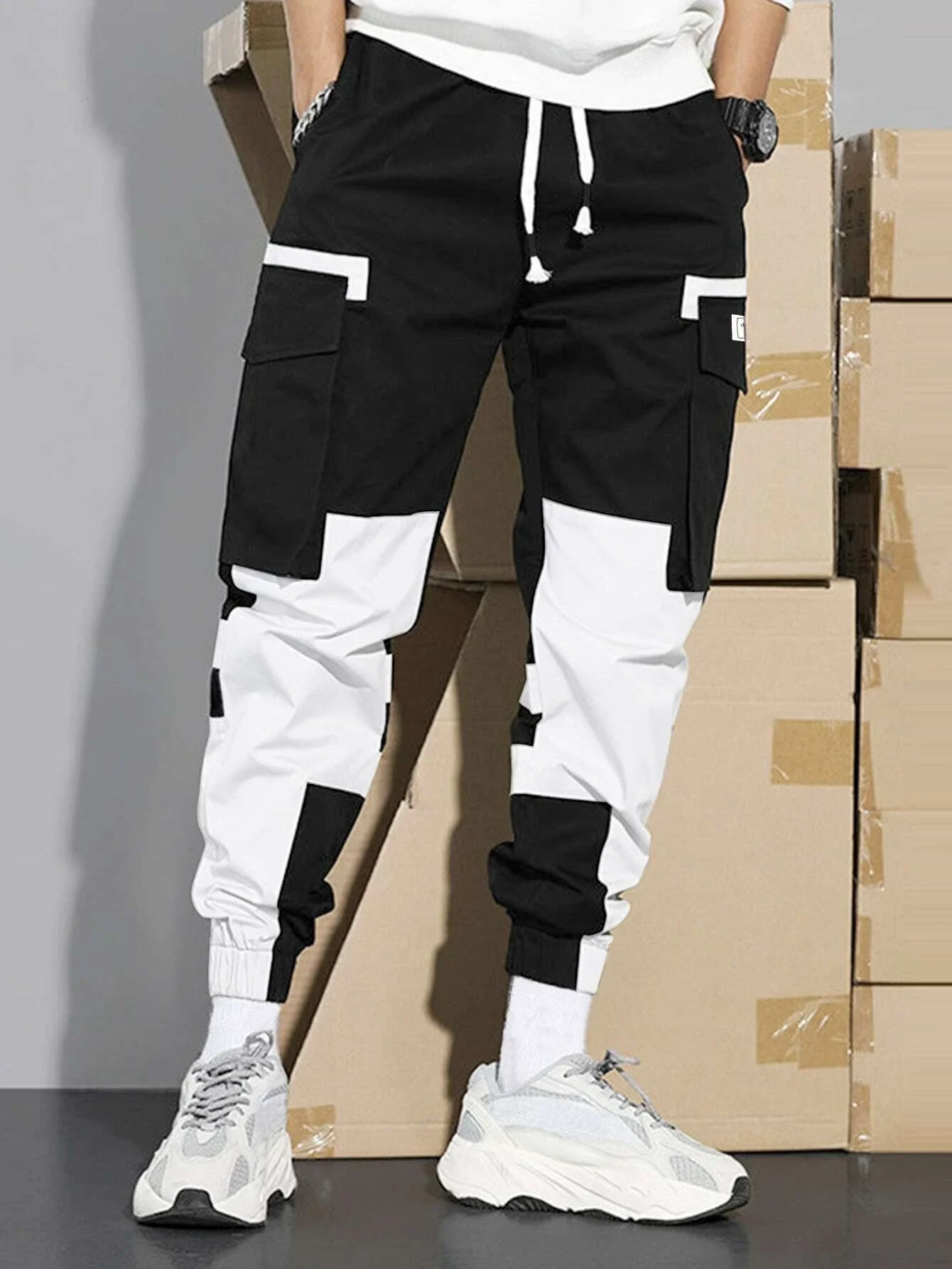 

Men Two Tone Cargo Pants