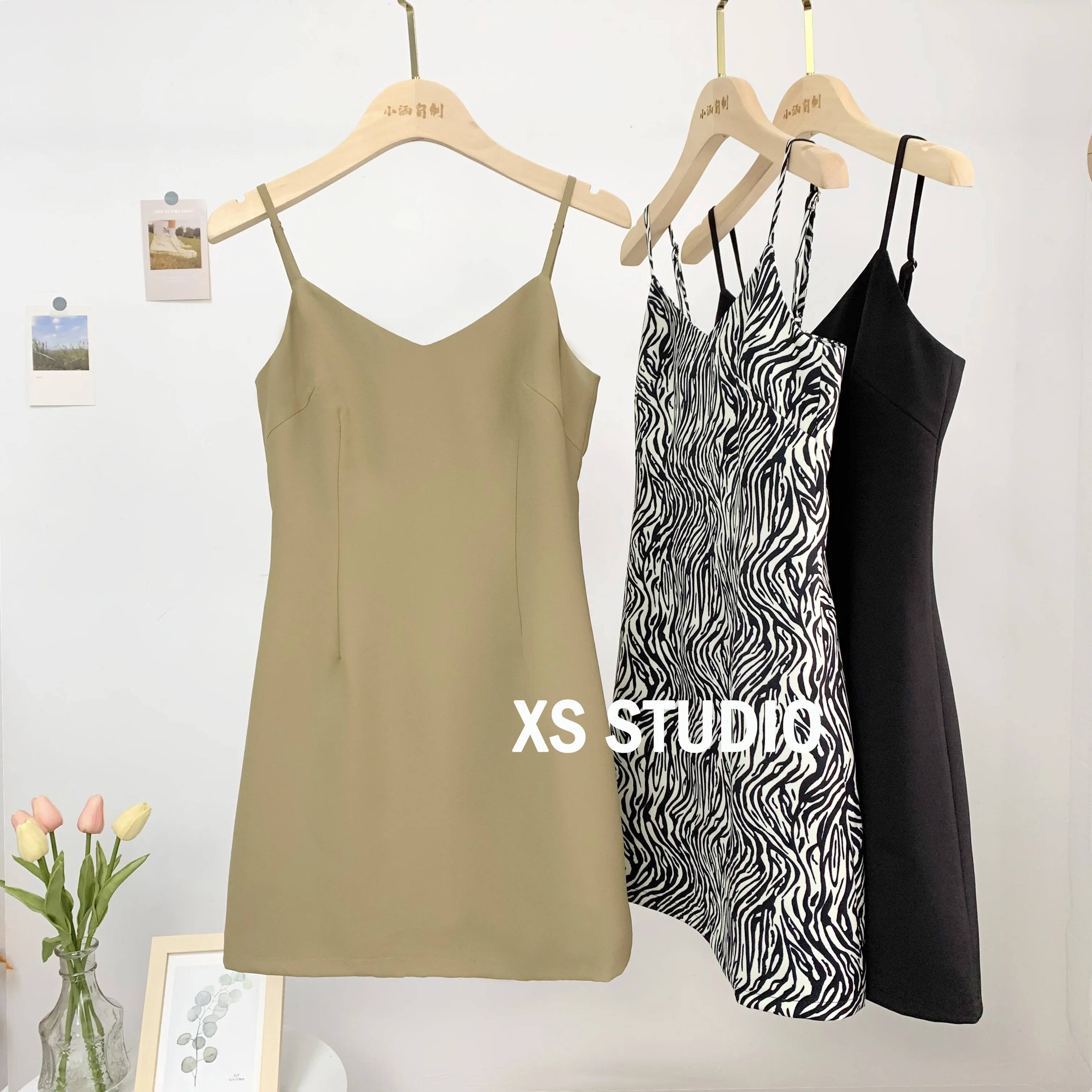 Sexy V-neck Sling French sle Suit Dress 2024 New Autumn Small Slim Temperament Waist Hugging Black