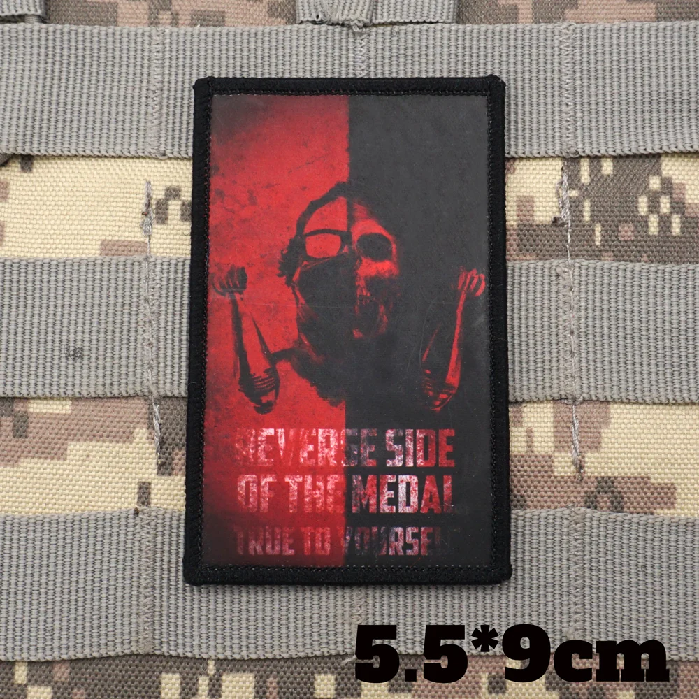 ΠΠΎΠ΅Π½Π½ΡΠ΅ ΡΠ°ΠΊΡΠΈΡΠ΅ΡΠΊΠΈΠ΅ Π²ΡΡΠΈΡΡΠ΅ Π½Π°ΡΠΈΠ²ΠΊΠΈ Ρ ΠΎΠ±ΡΠ°ΡΠ½ΠΎΠΉ ΡΡΠΎΡΠΎΠ½Ρ ΠΌΠ΅Π΄Π°Π»ΠΈ, Π½Π°ΡΠΈΠ²ΠΊΠ° Ρ ΠΏΡΠΈΠ½ΡΠΎΠΌ ΠΈ ΠΏΠΎΠ΄ΠΊΠ»Π°Π΄ΠΊΠΎΠΉ ΠΊΡΡΡΠΊΠ° Π΄Π»Ρ ΠΎΠ΄Π΅ΠΆΠ΄Ρ ΠΠΎΠ΅Π½Π½ΡΠ΅ ΡΠ°ΠΊΡΠΈΡΠ΅ΡΠΊΠΈΠ΅ Π²ΡΡΠΈΡΡΠ΅ Π½Π°ΡΠΈΠ²ΠΊΠΈ Ρ ΠΎΠ±ΡΠ°ΡΠ½ΠΎΠΉ ΡΡΠΎΡΠΎΠ½Ρ ΠΌΠ΅Π΄Π°Π»ΠΈ, Π½Π°ΡΠΈΠ²ΠΊΠ° Ρ ΠΏΡΠΈΠ½ΡΠΎΠΌ ΠΈ ΠΏΠΎΠ΄ΠΊΠ»Π°Π΄ΠΊΠΎΠΉ ΠΊΡΡΡΠΊΠ° Π΄Π»Ρ ΠΎΠ΄Π΅ΠΆΠ΄Ρ