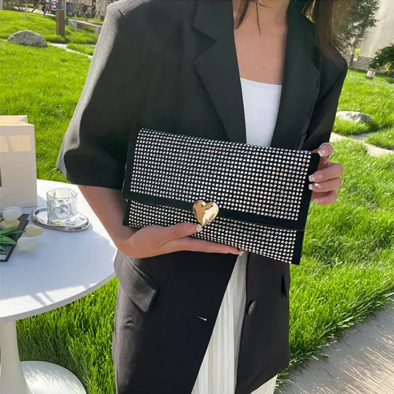 

Luxury Evening Women Envelope With Coin Clutch Flap Diamond Bags New Lady Heart Fashion Handbag Female Bag Party Purse Bag
