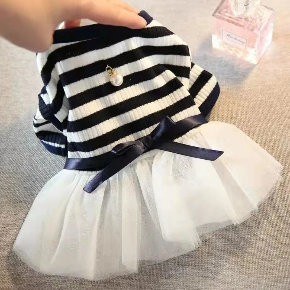 

Summer Princess Pet Dress for Dogs Little Small Puppies Animal Cat Tutu Wedding Party Skirt Clothes for Chihuahua Yorks