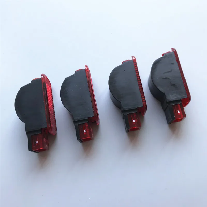 Фото OEM дверная панель салона красная сигнальная лампа для A7 A8 Q3 Q5 Q7 TT A3 S3 A6 S6 A4 S4 RS3 RS4 A7 RS7 8KD947411 №2