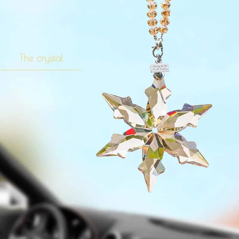 Хрустальная снежинка