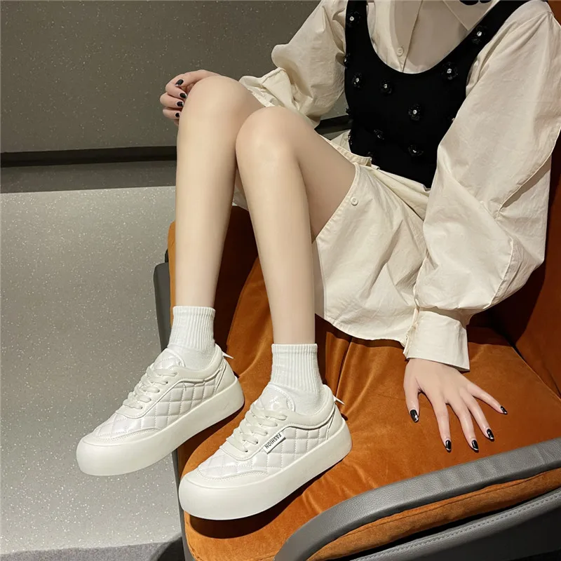 

2022 new autumn and winter with pure color muffin girls casual board shoes 781