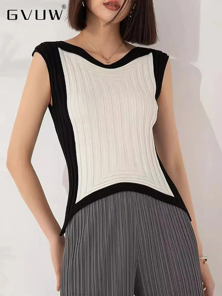 Женская плиссированная футболка GVUW с V-образным вырезом без рукавов цветным