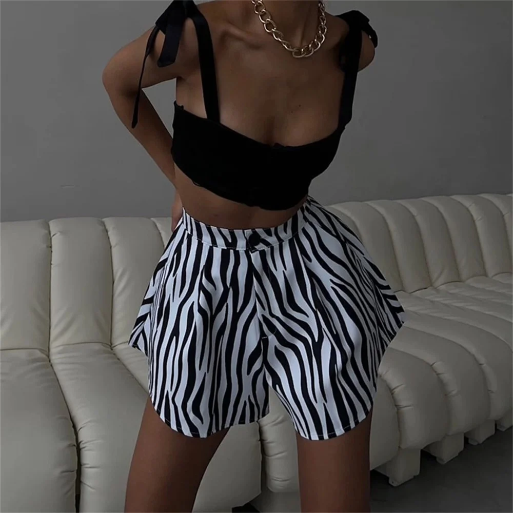 Summer Zebra Stripe Shorts for Women Casual Cotton High Waist A-Line Wide Leg Shorts Office Lady Classic Print Streetwear