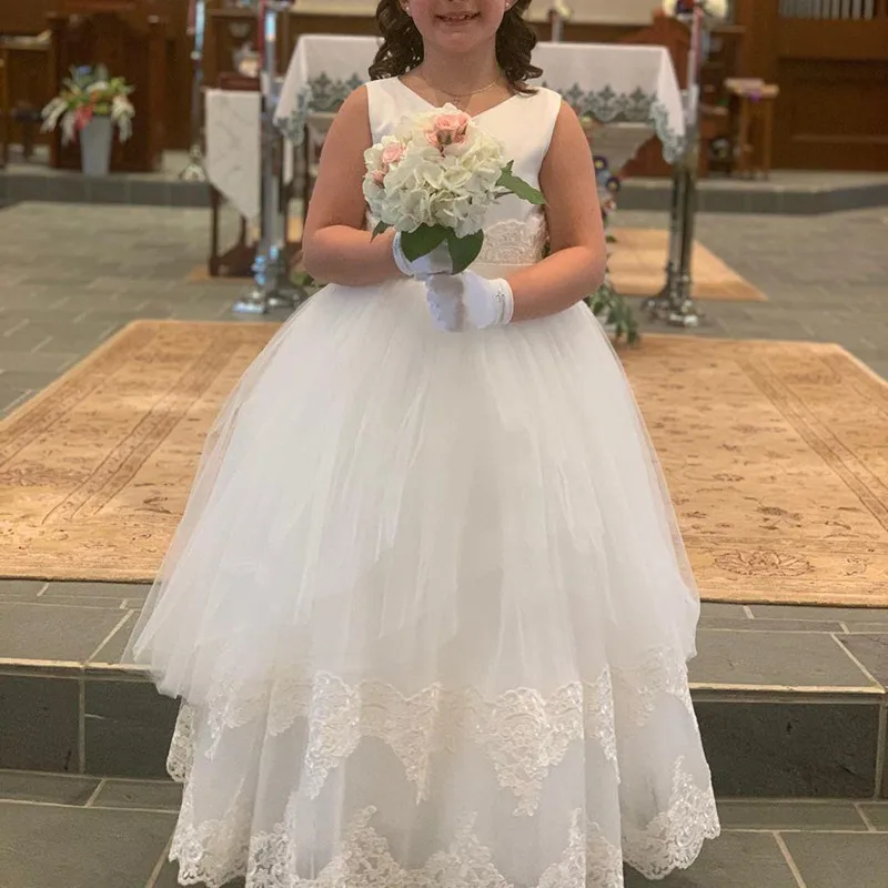 

Кружевные платья для девочек с бисером и цветочным принтом, с V-образным вырезом, Тюлевое бальное платье для маленькой девочки, винтажное, для причастия, на заказ