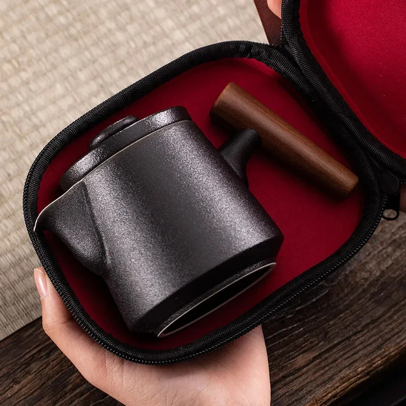 

Ceramic Teapot set with Filter Travel Tea Set Chinaese Kungfu Tea Portable Quick Cup Office Tea Cups Creative Small Tea Set