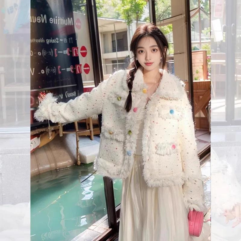 Утолщенная французская светская белая изящная верхняя одежда для женщин