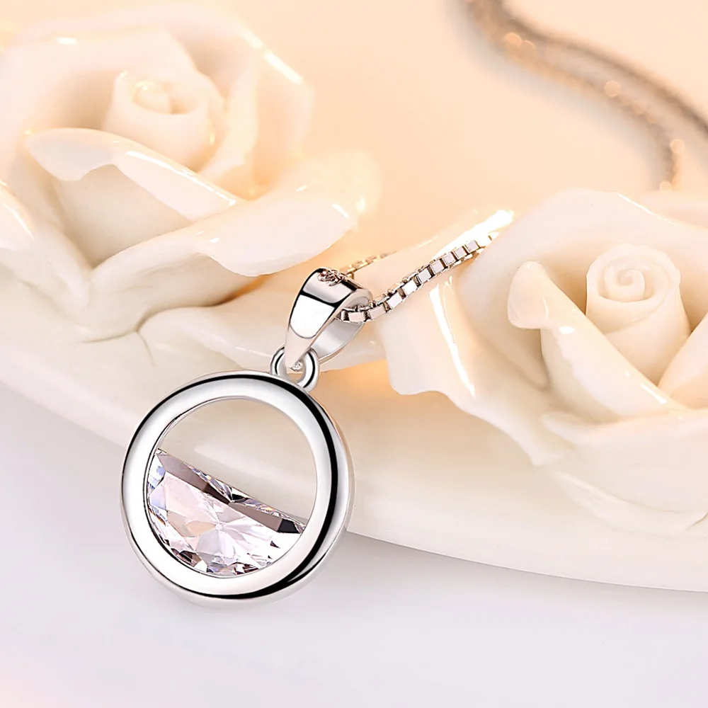 

Round Crystals Pendant Necklace For Women 925 Stamp Fashion Luxury Necklaces Fine Wedding Birthday Female Jewelry 2022