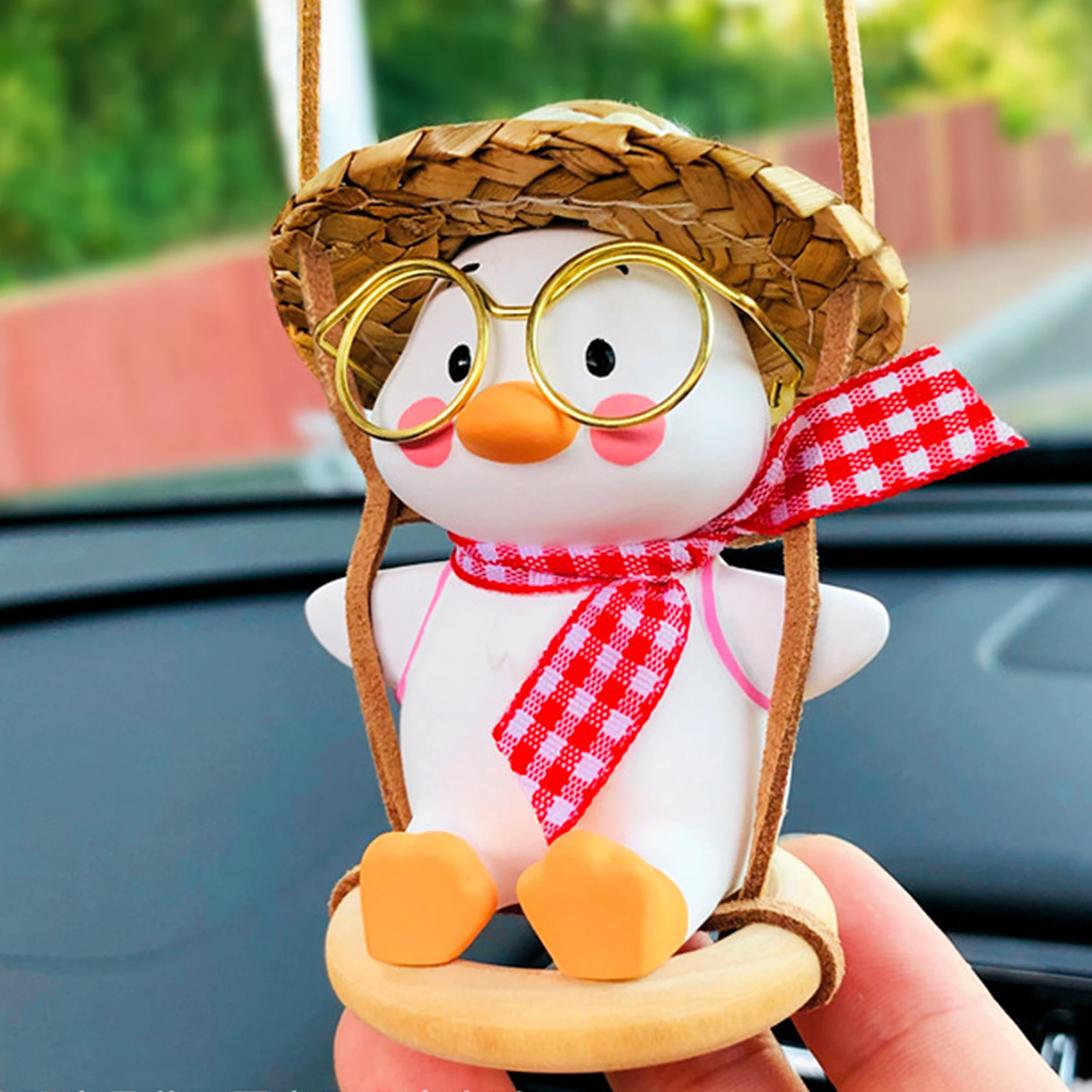 

Swing Duck Car Hanging Car Pendant Duck Aroma Car Rearview Mirror Hanging Decoration Matt Texture Uniform Color Saturation High