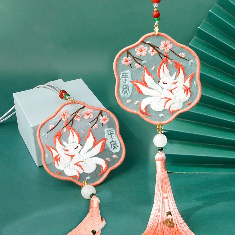 

Симпатичный кролик вышивка крестиком Diy мультфильм ручной материал упаковка девять хвостов лиса цветок вышивка подвеска в виде знака мира ...