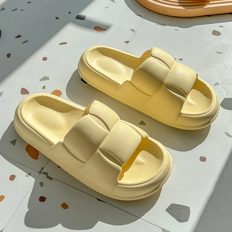 

2022 Thick Platform Bathroom Home Slippers Cloud Slippers Women Soft Sole EVA Indoor Slides Sandals Summer Non-slip Flip Flops