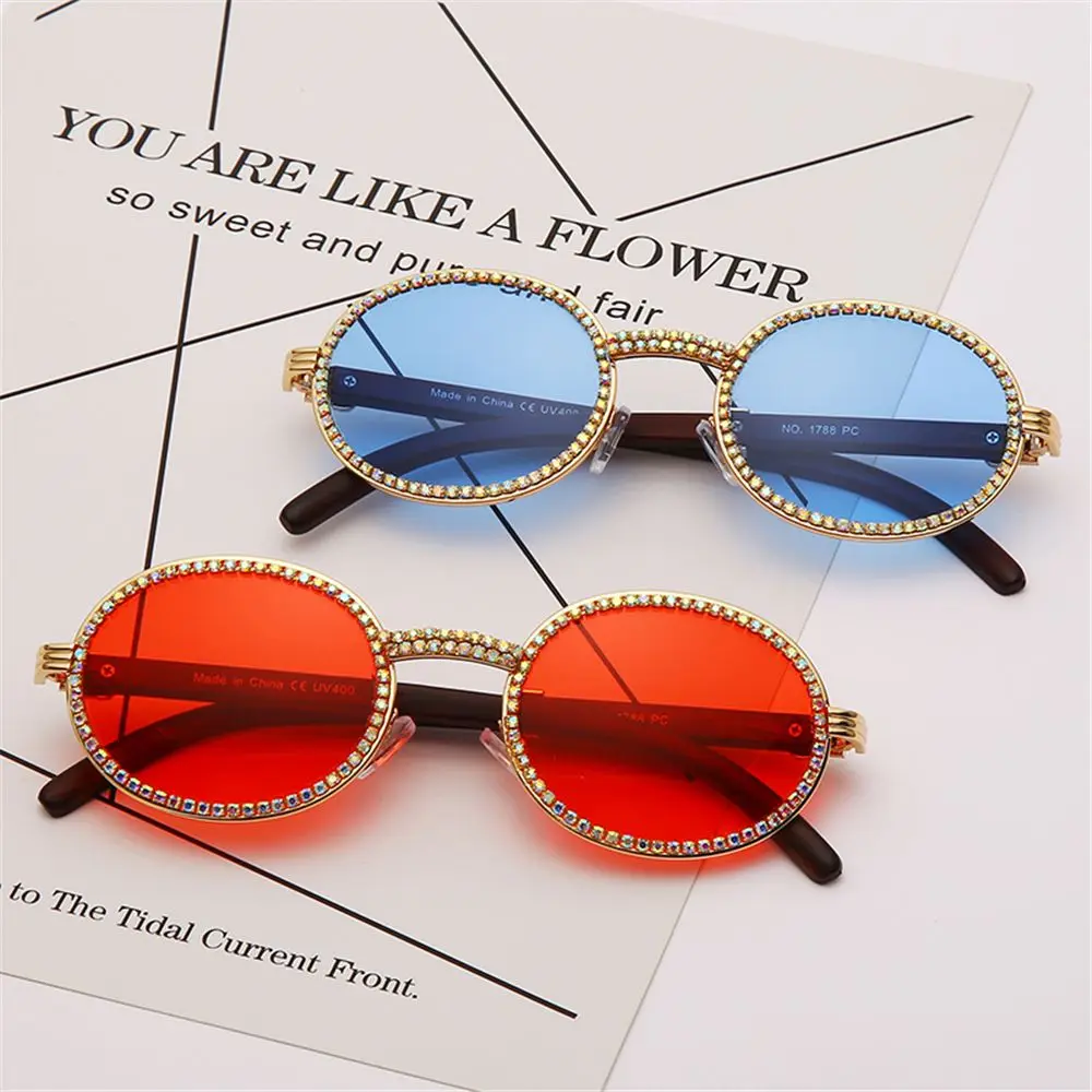 

Vintage Wood Oval Crystal Rhinestone Sunglasses Shades Punk Sun Glasses Eyewear Round Diamond Sunglasses Women Anti-UV