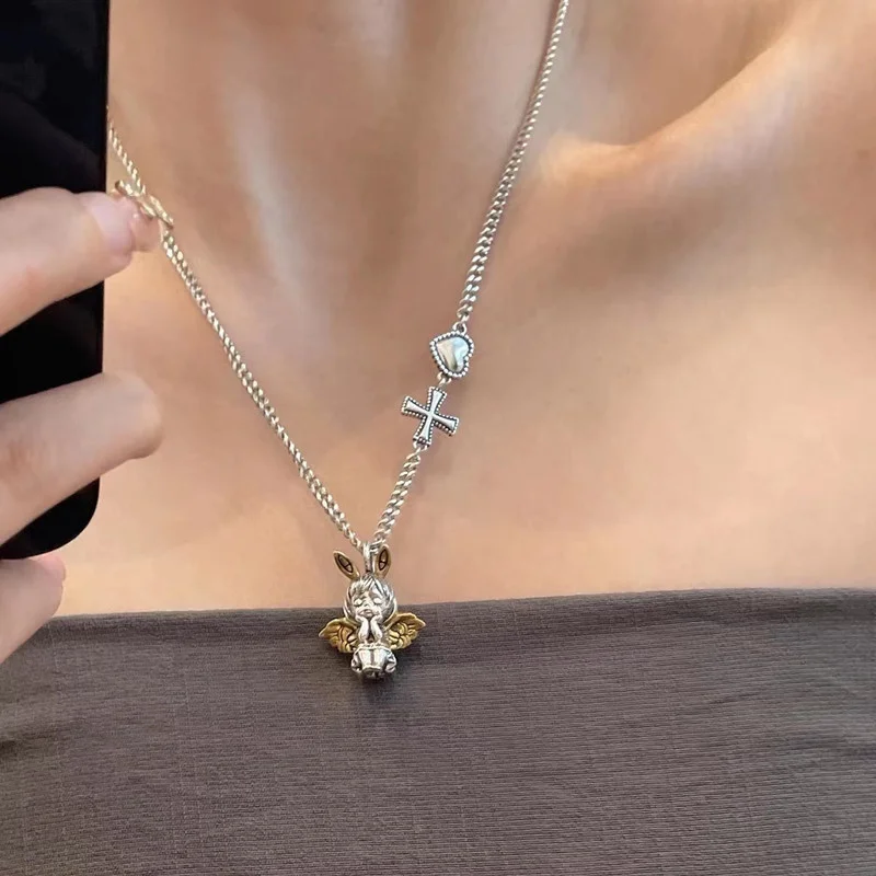 

Cute Two Tone Angel Girls Pendant Necklace Dream Angel Wings Short Chain Necklace for Women Girls Birthday Gifts Jewelry