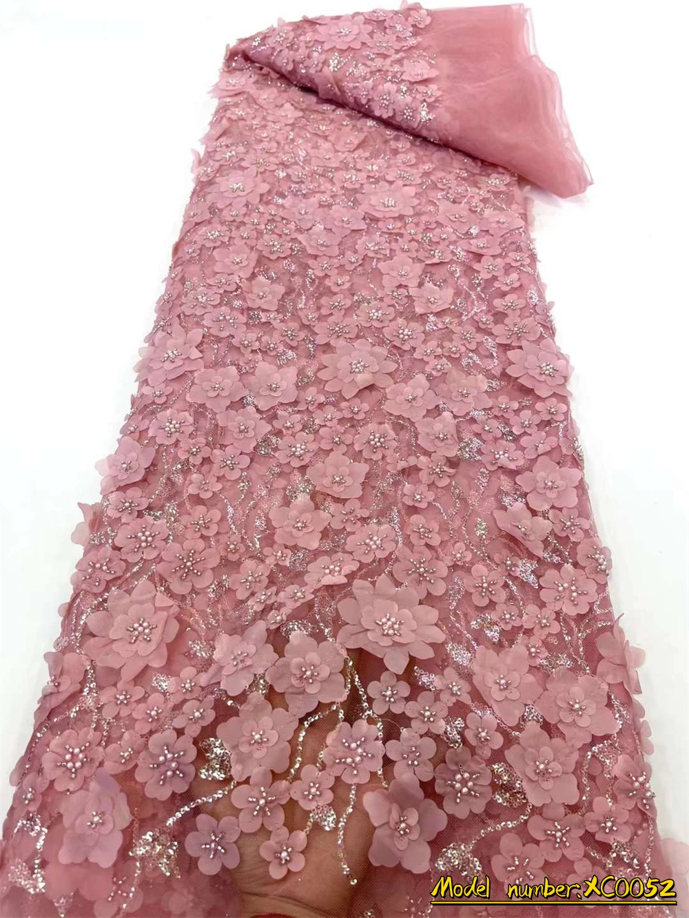 

OEMG 3D Flowers African Lace Fabric Beaded French Lace Fabric Dubai Appliques Tulle Lace Bridal Wedding/Party Dress Lace XC0052