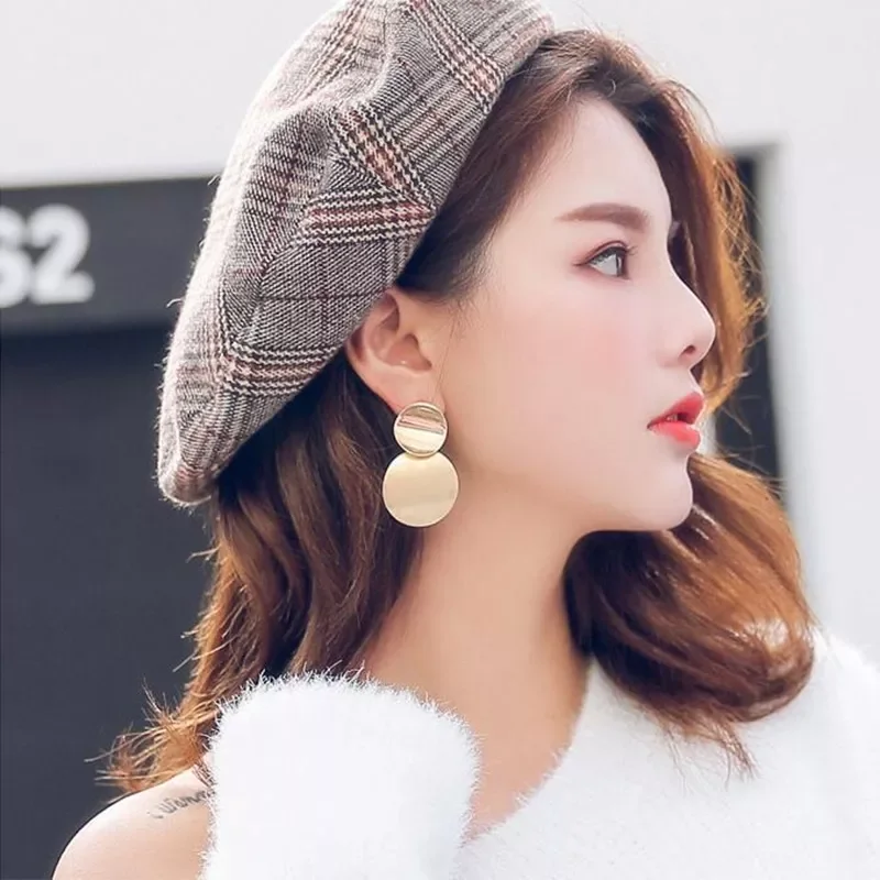 

New in Korean Women's Fashion Statement Metal Earrings For Women Gold And Silver Color Jewelry Simple Vintage Dangle Drop Ea