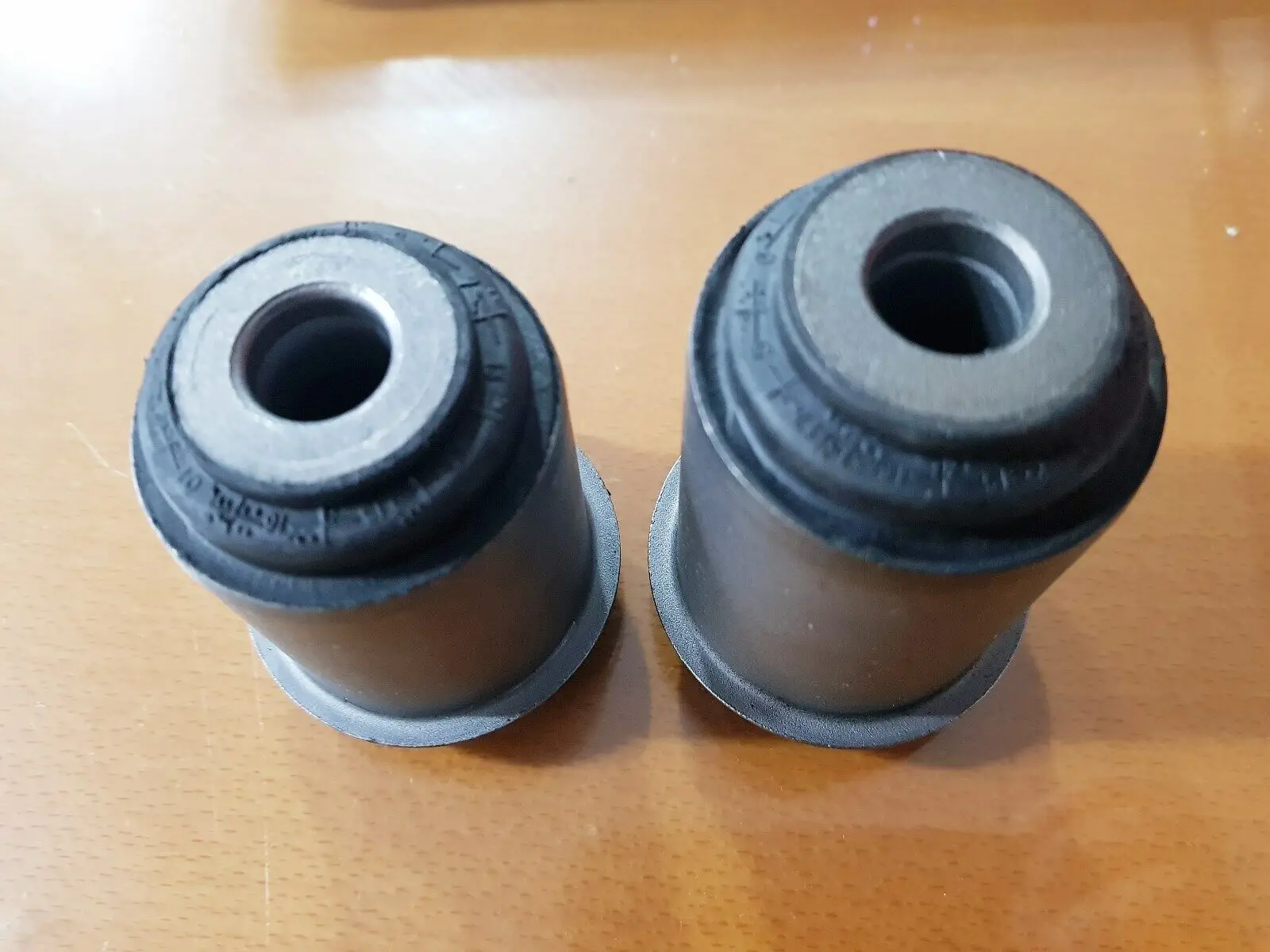 Оригинальная передняя и задняя втулка FRT LWR ARM: для Ssangyong REXTON ~05 # 4451508001 + 4451608001