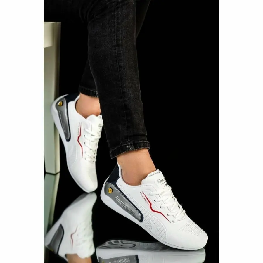 

Sneakers Men Muggo