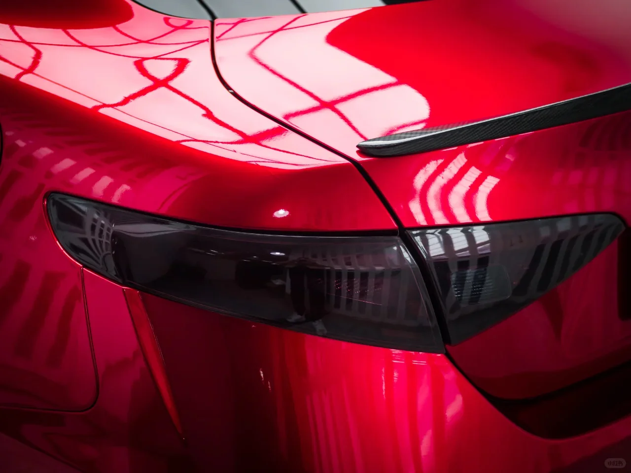 ПЭТ Line Soul Красная глянцевая металлическая пленка для автомобиля Рулон виниловой