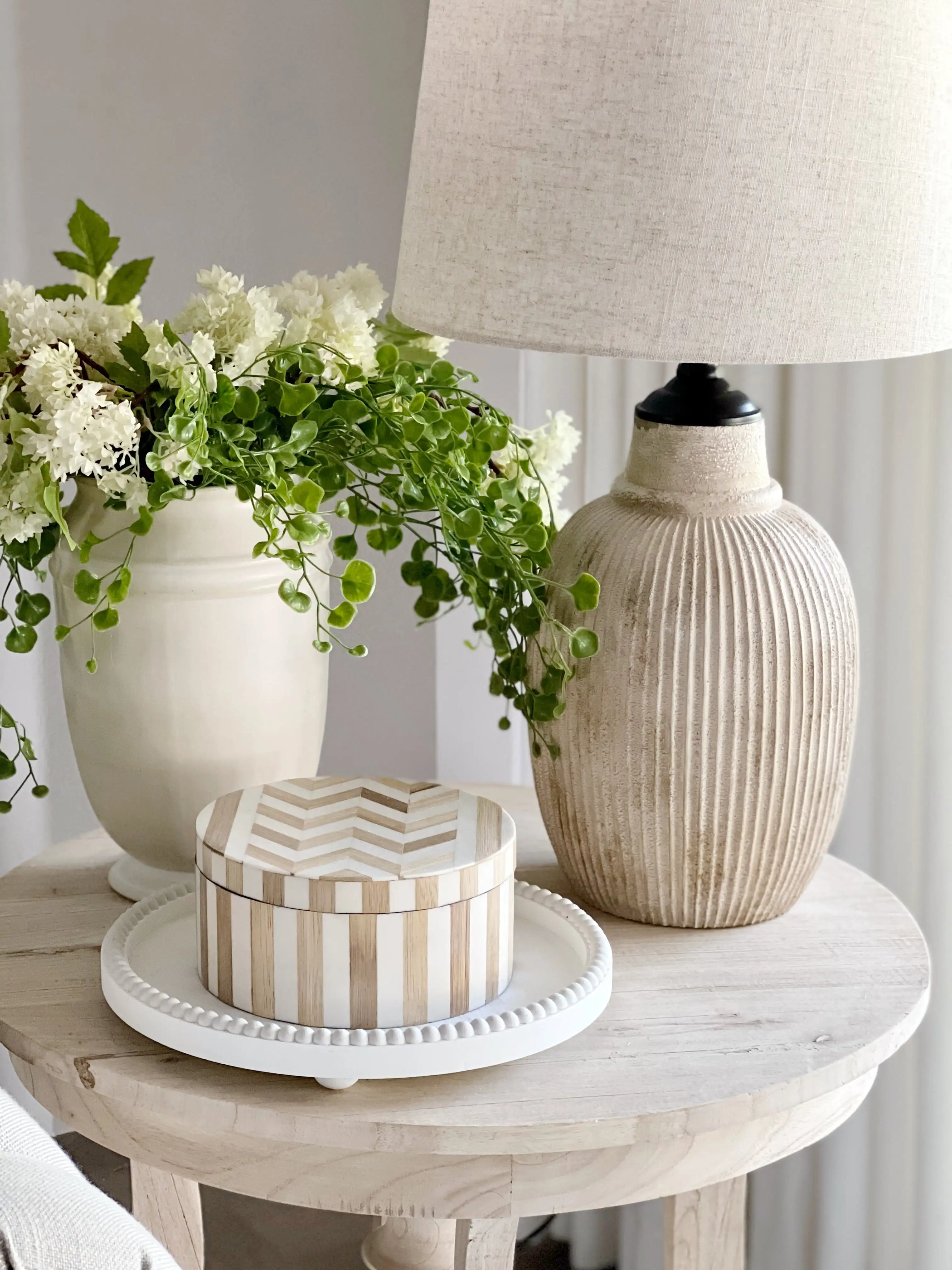 

24.5" Ribbed Table Lamp, Distressed Texture, Natural Finish