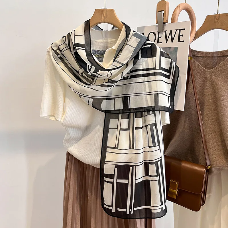 

2022 шелковый шарф, клетчатый крепдешиновый Роскошный дизайнерский носовой платок с принтом бренда, хиджаб, шаль, Женская бандана, шарф, глушитель