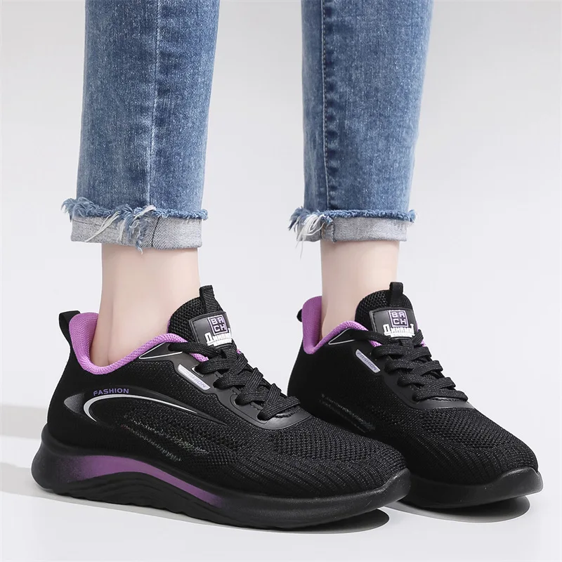 

New women's Sports Shoes Breathable Fly Weaving Surface Casual Shoes Lightweight Soft Bottom Lace Up Walking Sneakers for Women