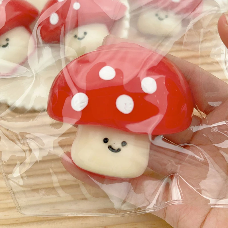 НОВАЯ игрушка-непоседа Kawaii Mushroom Squeeze Toy Мягкие игрушки для снятия стресса с
