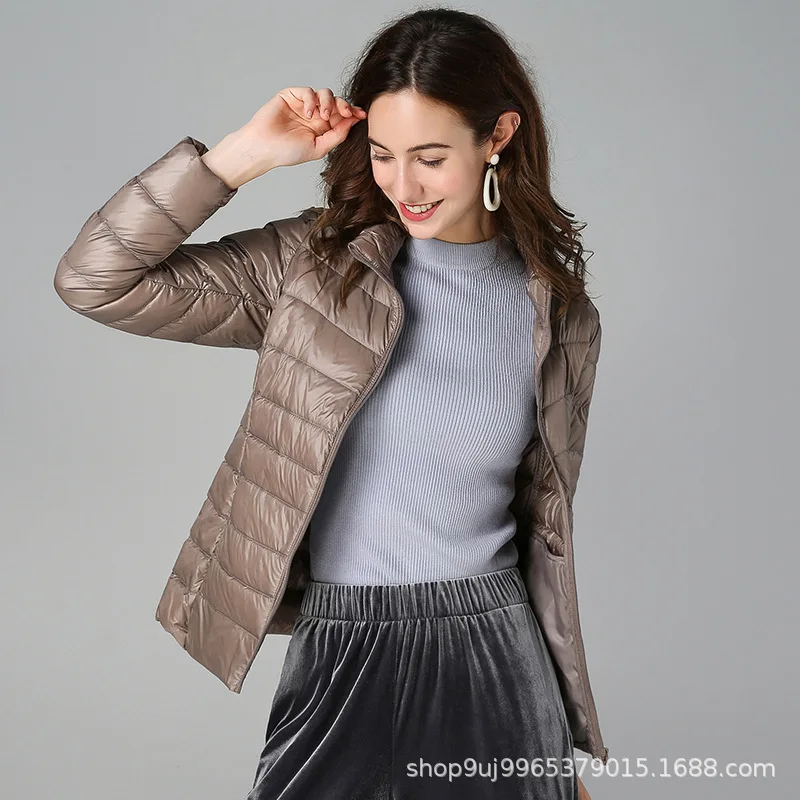 Women 90% White Duck Down Jackets Women's Ultra Light Thin Duck Down Coat Autumn Winter Warm Stand Collar Hiking Portable Hot