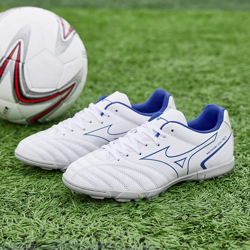 Professional Brand Yellow Lace-up Leather Soccer Shoes Men Breathable Non-slip Men's Football Training Shoes TF Futsal Shoes Man