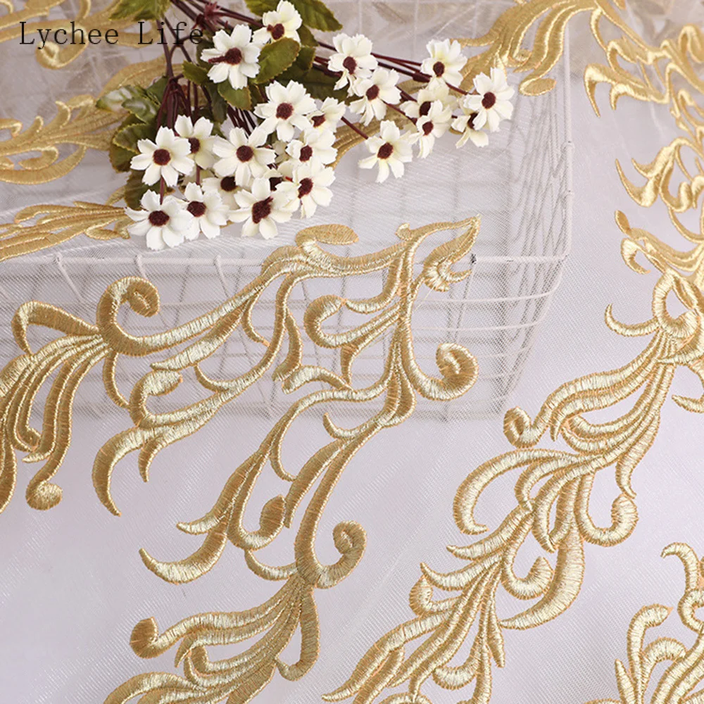 

Embroidered Gold Thread Collar V-shaped Cloth Patch Fabric DIY Cloth Sticker Applique Sewing Patches for Clothing Accessories