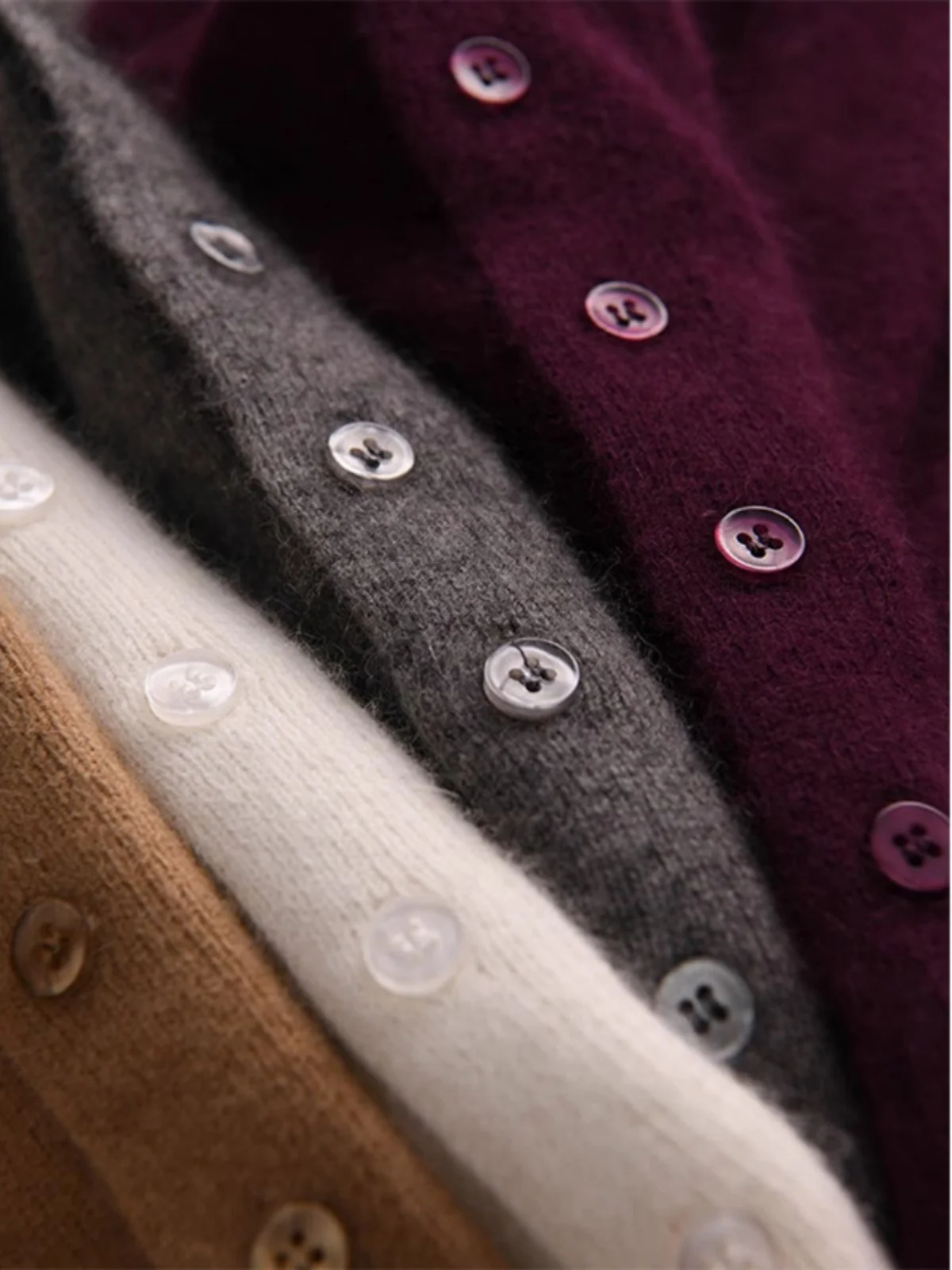 Легкий роскошный бархатный кардиган из ангоры со смешанным воротником-стойкой