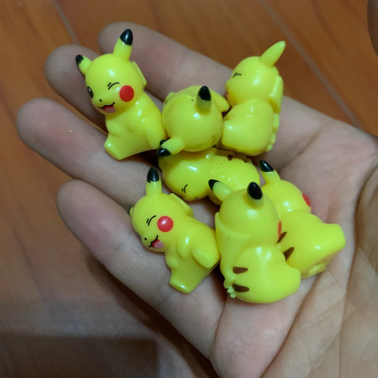 

100pcs Pokemon Action Figure Toys Pikachus Anime Figure Children Toys Gift