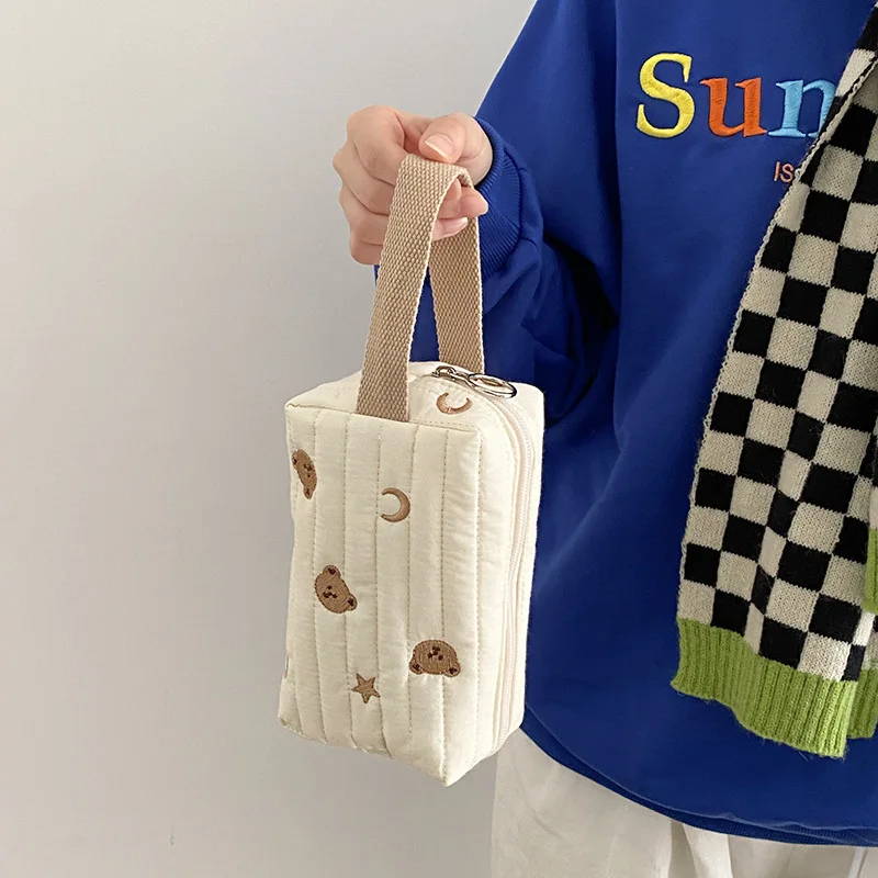 

Embroidery Bear Makeup Bag Quilt Cotton Canvas Women Zipper Cosmetic Organizer Cute Wrist Make Up Pouch Portable
