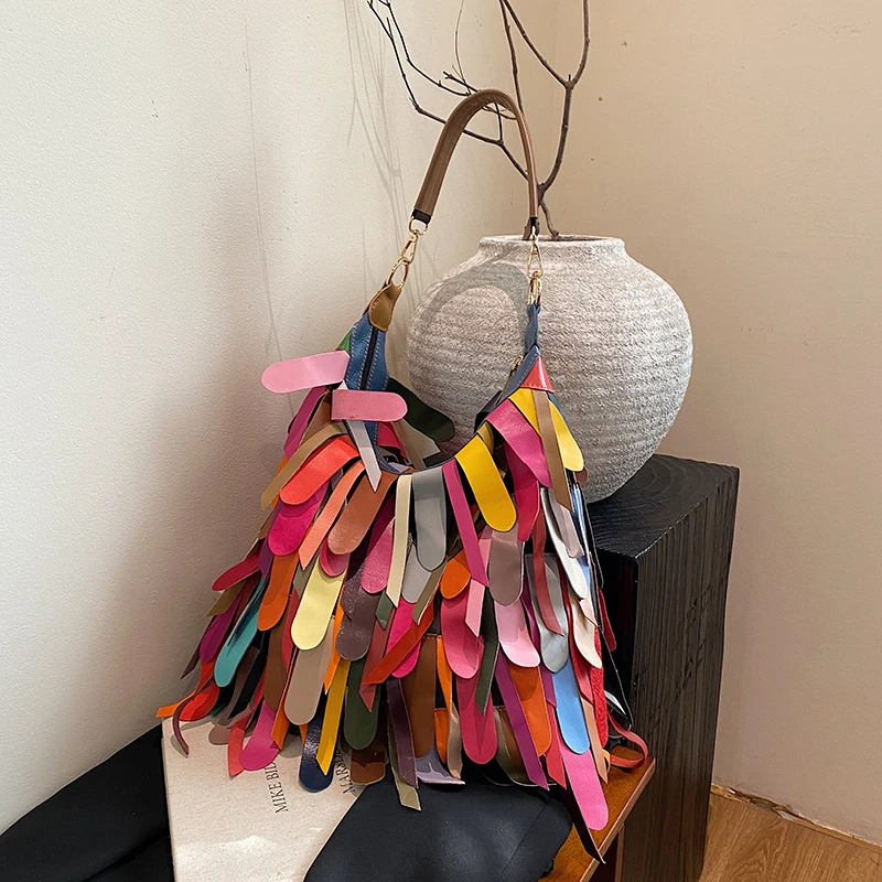 Супер крутые популярные модные сумки на плечо из искусственной кожи с кисточками