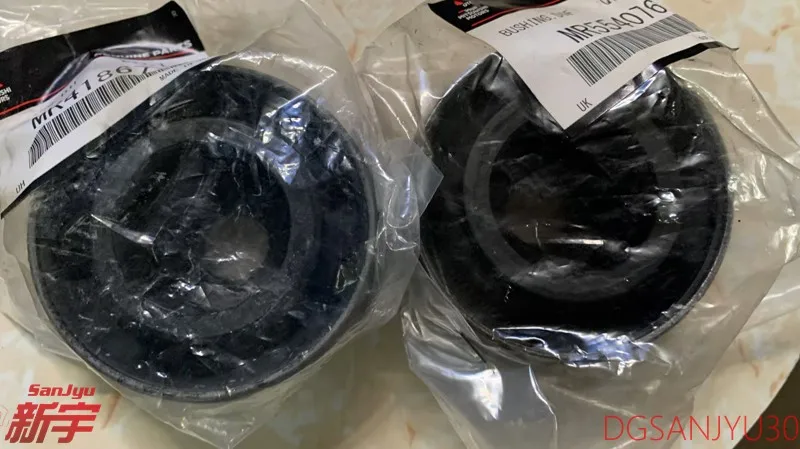 PAJERO V60V70V80V90 ВТУЛКА ЗАДНЯЯ ПОДВЕСКА CROSSMEMBER MR 554076 418671 2шт ПОДЛИННЫЙ