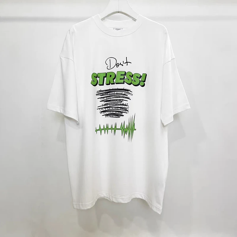

Streetwear White Vetements Short Sleeve Men Women 1:1 Green Letter Printing Tees Casual Fashion T-shirts 23ss Summer New Tops