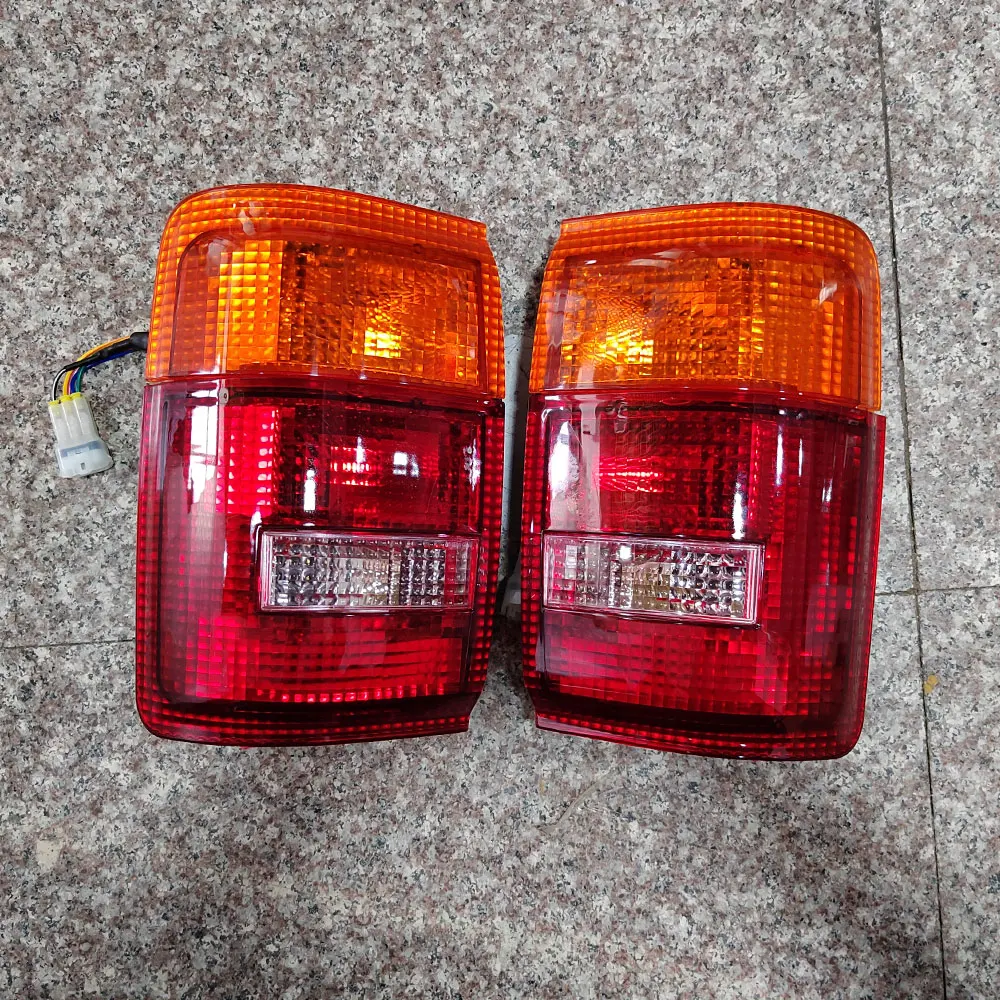Фото Задний фонарь/стоп-сигнал для Toyota Hilux Surf KZN130 LN130 1991-1995, пара №1